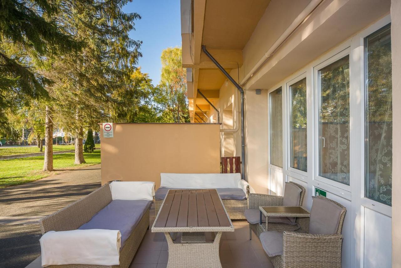 Lipicai Hotel Es Etterem Szilvásvárad Exterior foto